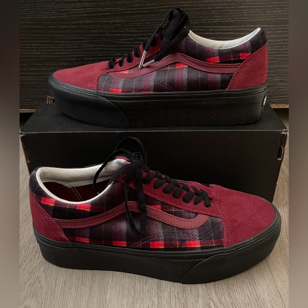 Vans Old Skool Stackform Red Plaid - Women’s 11 / Men’s 9.5